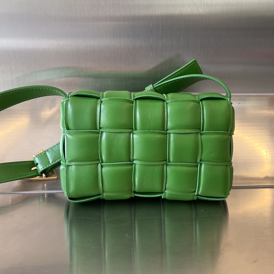  Small Padded Cassette Intreccio Leather Cross-body Bag Green 